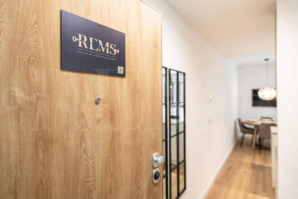 Calm Apartment With Private Patio By Rems Málaga Exterior foto